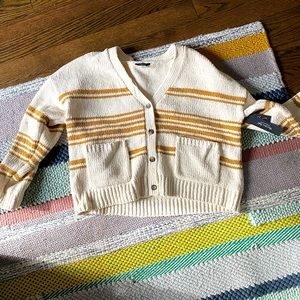 Brand new sweater! Size L